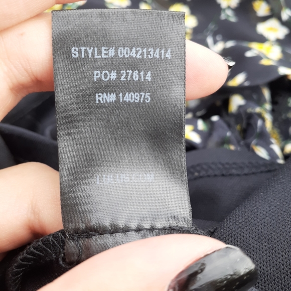 Lulu's Black/Yellow Floral Boho Mini Trumpet bell Sleeve Dress SZ S - Picture 9 of 9